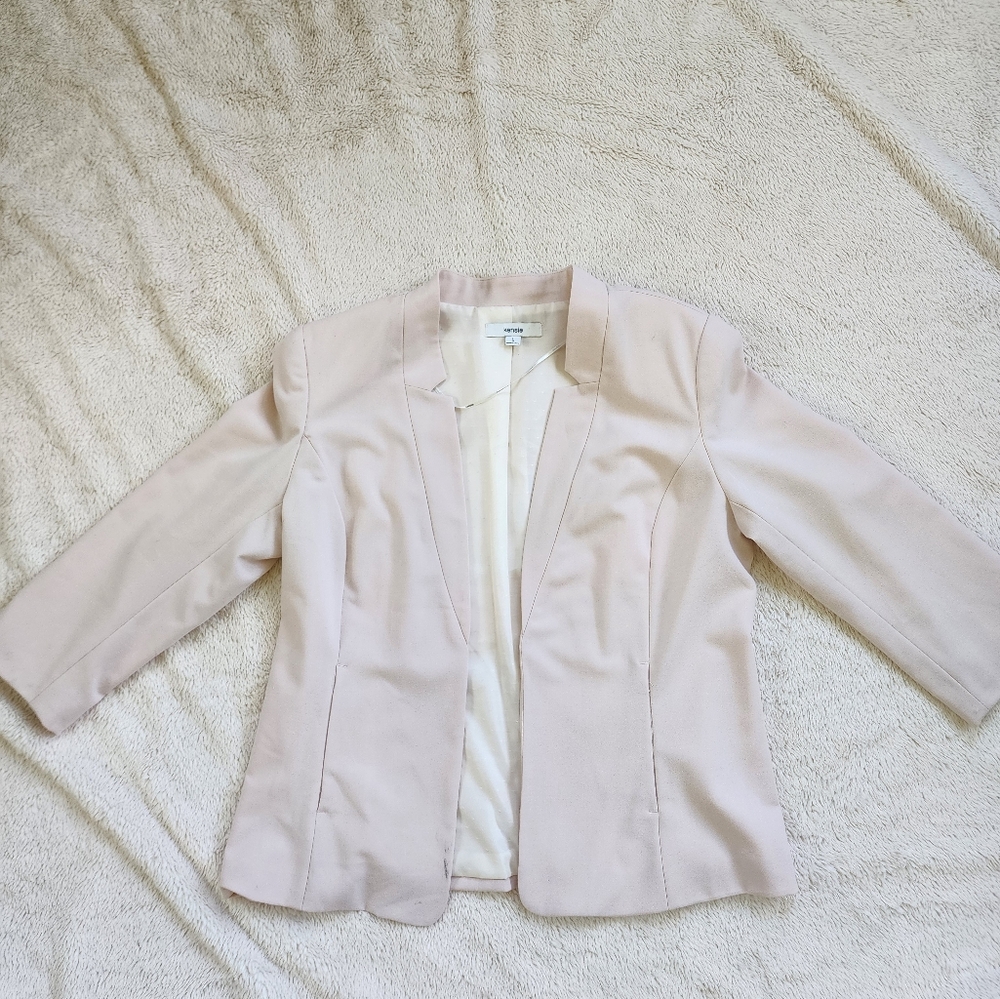 Elegant Blush/Cream Women's Blazer